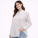 صورة بلوزة بيضاء بتطريز مفرغ راقٍ (Hanita)
