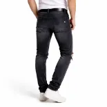 صورة جينز أسود ممزق(INSIDE)