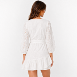 صورة White Eyelet Embroidery Wrap Mini Dress(GUESS)